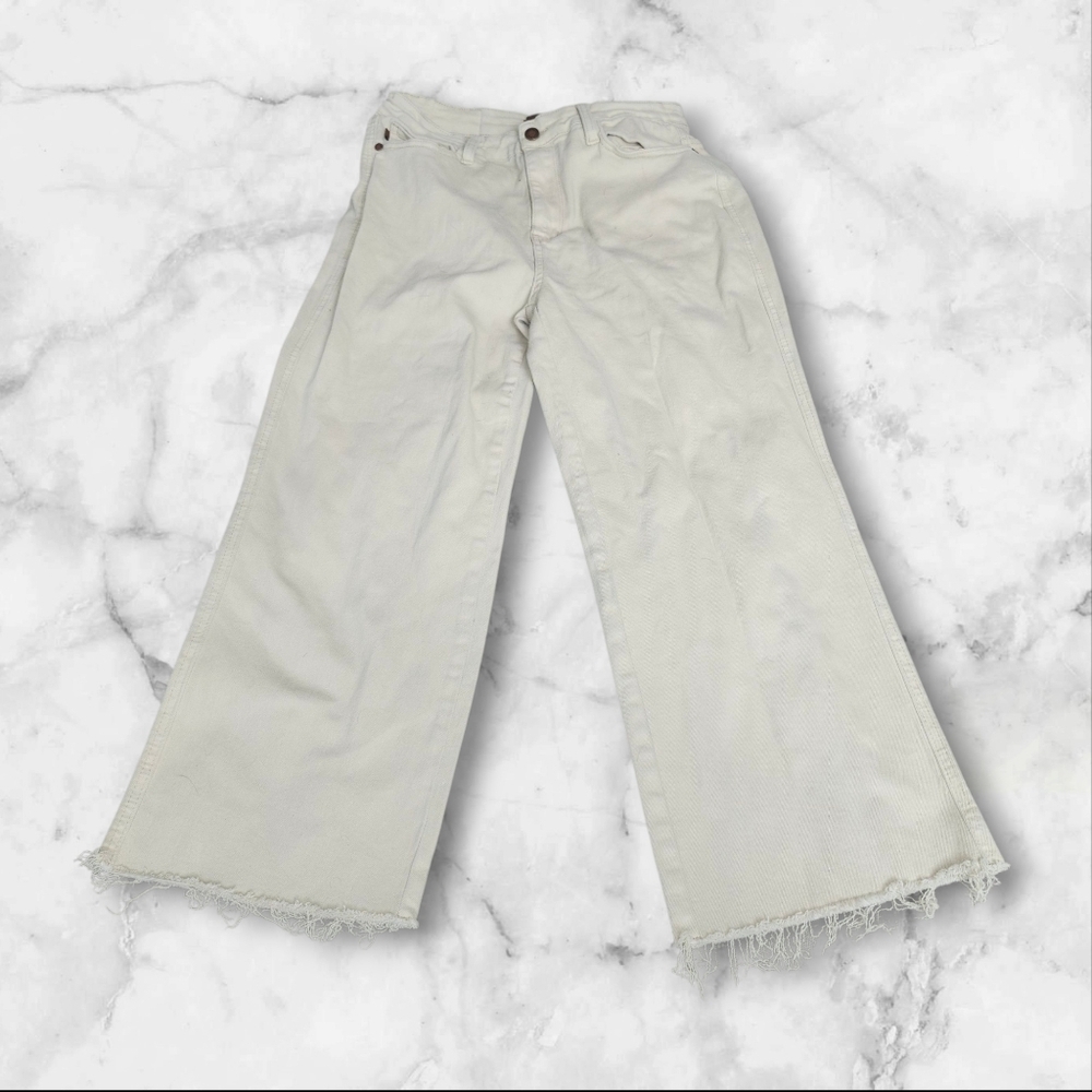 Judy Blue Garment Dyed Eide Leg Crop Jeans - Picture 2 of 8